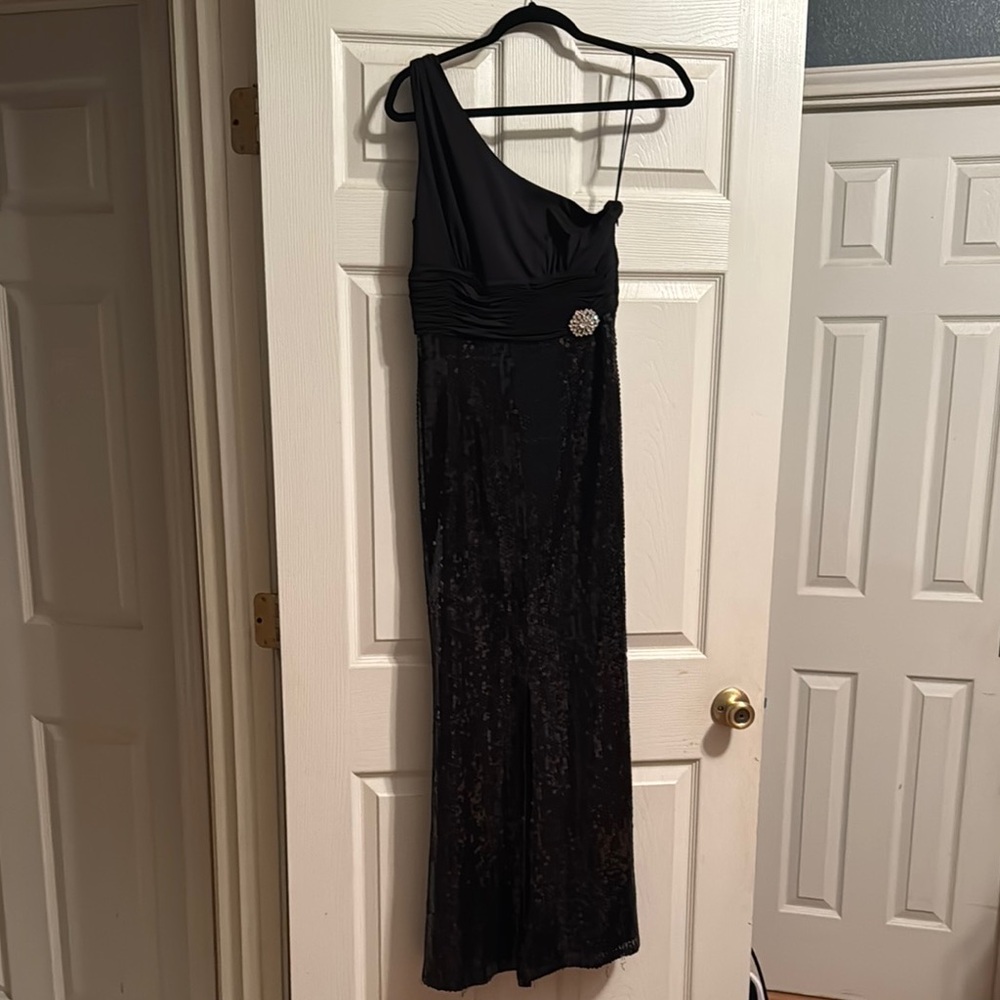 Jovani Black One-Shoulder Cocktail Gown
